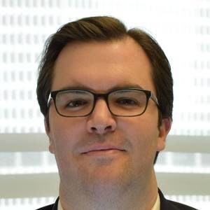 Meet your Posher, Casey